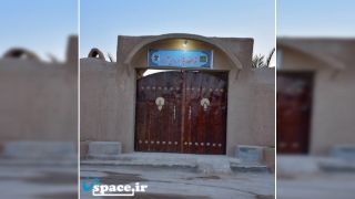 ورودی اقامتگاه بومگردی آراد - طبس - روستای احمدیه